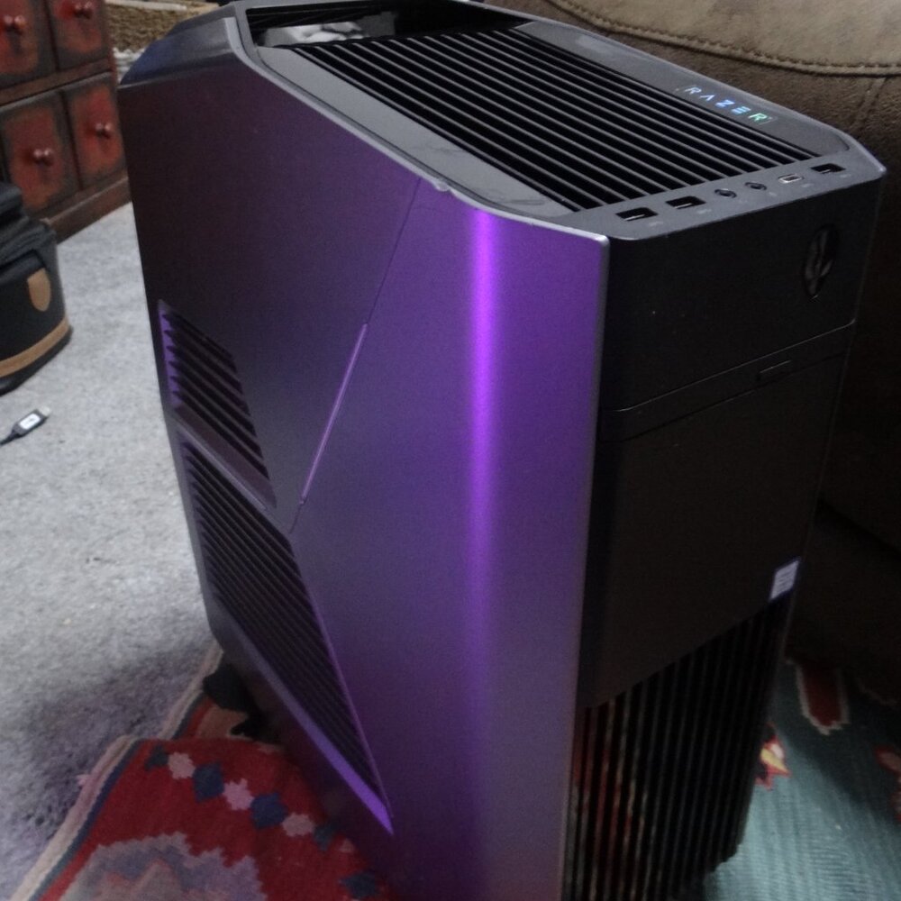 DELL ALIENWARE AURORA R8 GAMING PC - Picture 5 of 5